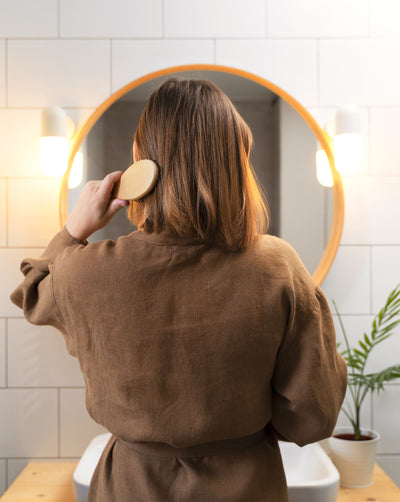 É caspa ou descamação? Entenda a diferença!