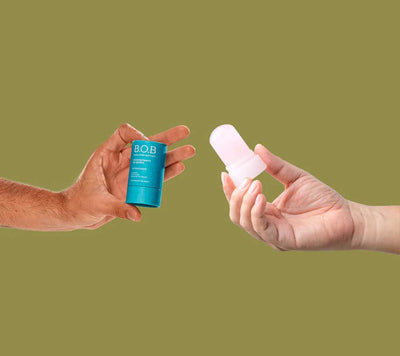 Comparativo: desodorantes em barra B.O.B Deo x desodorantes de cristal